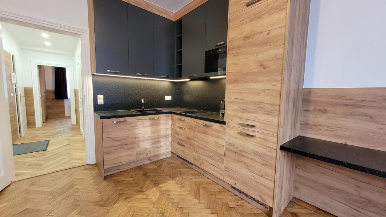 Vienna Premium Apartments - Self Check-In Экстерьер фото
